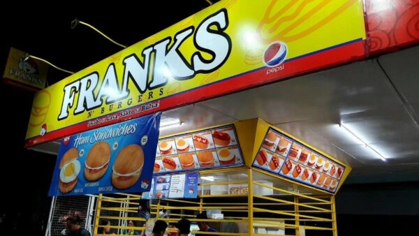 Frank's n Burgers - Image 2