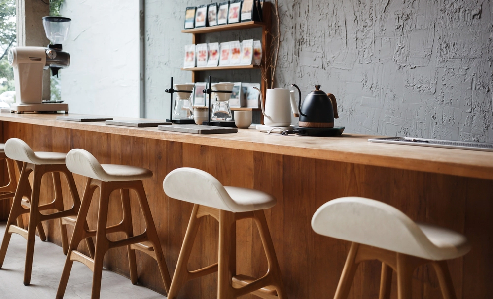 cafe seats in parallel